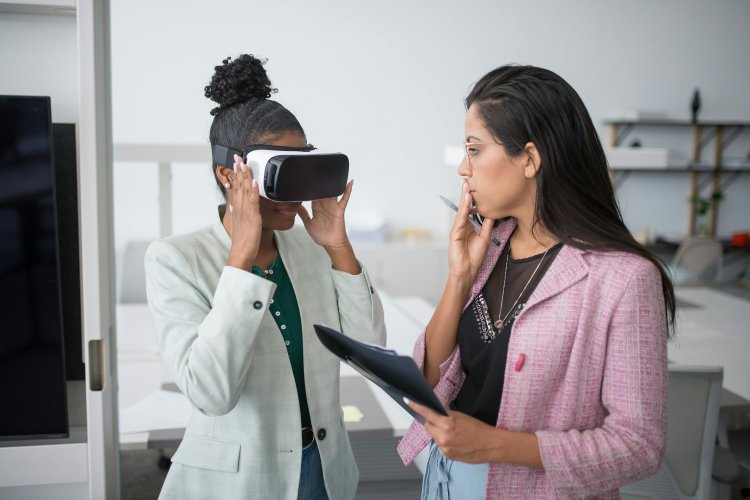 Breaking Barriers in IT: Empowering Women in Tech | 10+ Years of ...